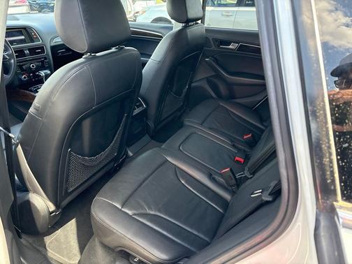 Ibis White 2014 Audi Q5 2.0T Premium