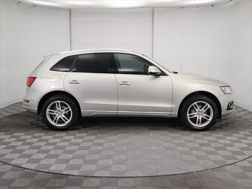 2017 Audi Q5 2.0T Premium Plus
