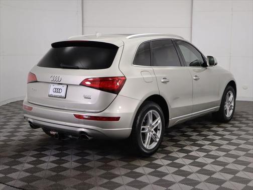 2017 Audi Q5 2.0T Premium Plus
