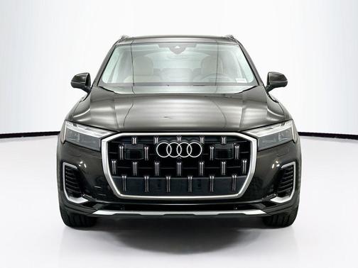 2026 Audi Q7 55 Prestige