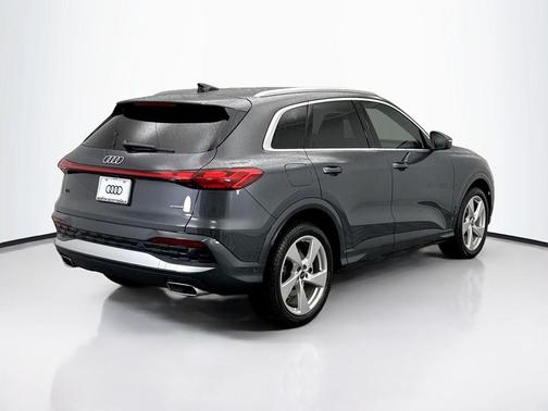 2025 Audi Q5 Prestige TFSI quattro S tronic