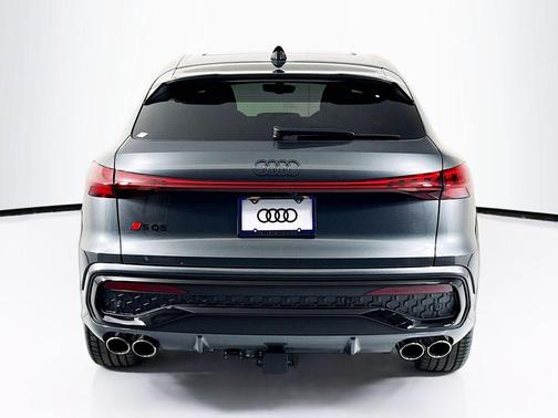 Daytona Gray Pearl Effect 2026 Audi SQ5 3.0T Premium Plus