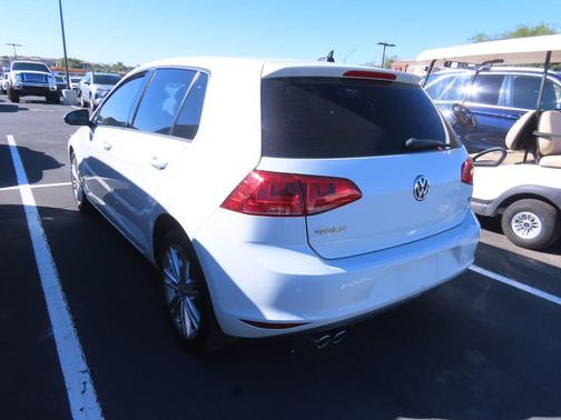 2015 Volkswagen Golf DSG TDI SE