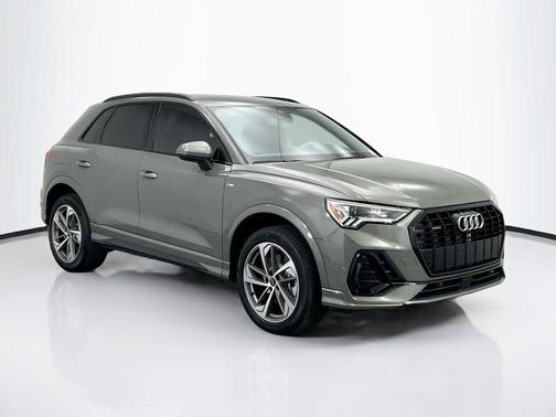 2025 Audi Q3 Premium 45 TFSI S line quattro Tiptronic