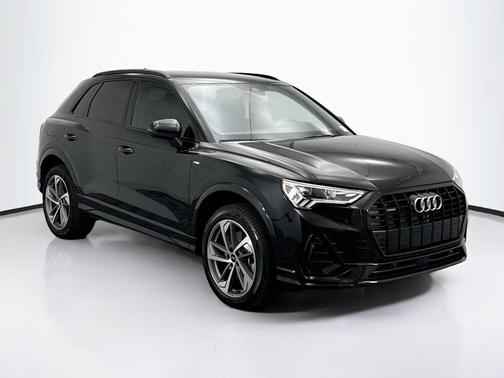 2025 Audi Q3 Premium 45 TFSI S line quattro Tiptronic