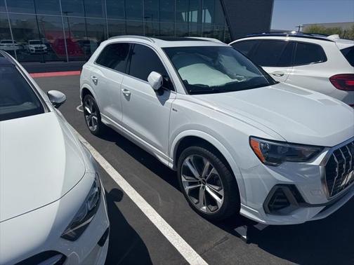 2021 Audi Q3 45 S line Premium