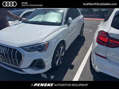 2021 Audi Q3 45 S line Premium