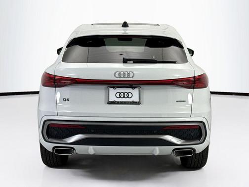 Glacier White 2025 Audi Q5 Sportback Premium Plus