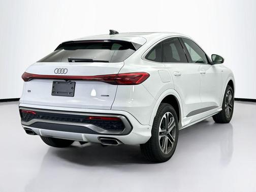 2025 Audi Q5 Sportback Premium Plus