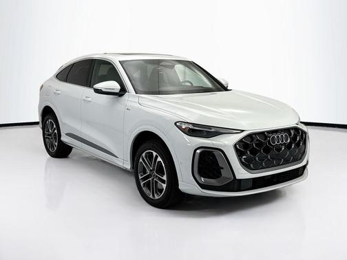 Glacier White 2025 Audi Q5 Sportback Premium Plus