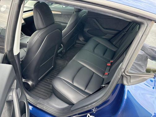 2023 Tesla Model 3 Standard Range