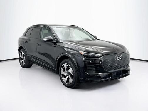 2025 Audi Q6 e-tron Premium Plus quattro