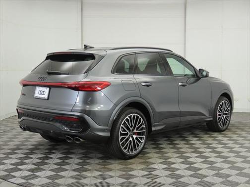 2025 Audi SQ5 3.0T Premium Plus