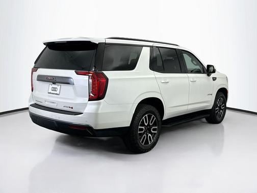 2024 GMC Yukon 4WD AT4