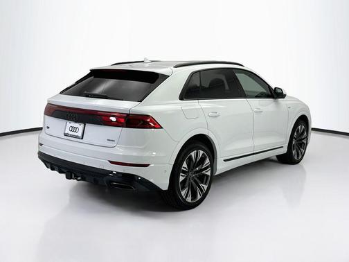 2027 Audi Q8 Prestige