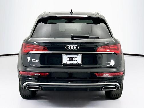 2023 Audi Q5 45 S line Premium