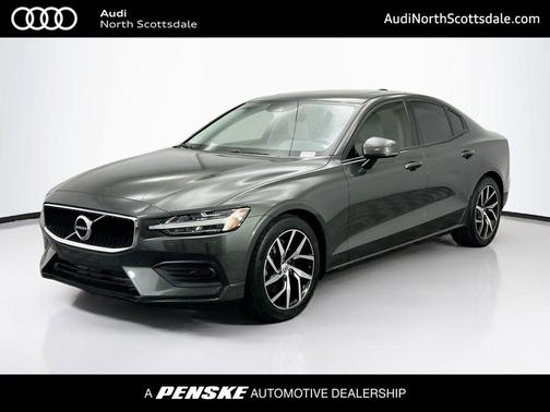 2020 Volvo S60 T5 Momentum
