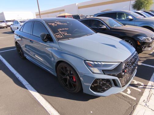 2024 Audi RS 3 TFSI quattro S tronic