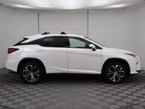 Photo 4 of 49 of 2016 Lexus RX 350