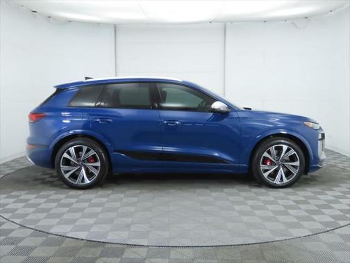 2025 Audi SQ6 e-tron Premium Plus quattro