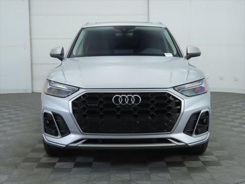 2022 Audi Q5 45 S line Premium Plus