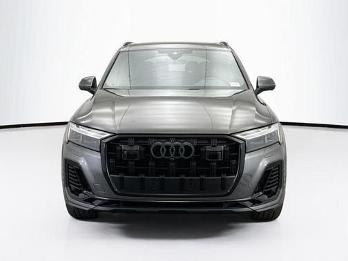 2026 Audi Q7 55 Premium Plus