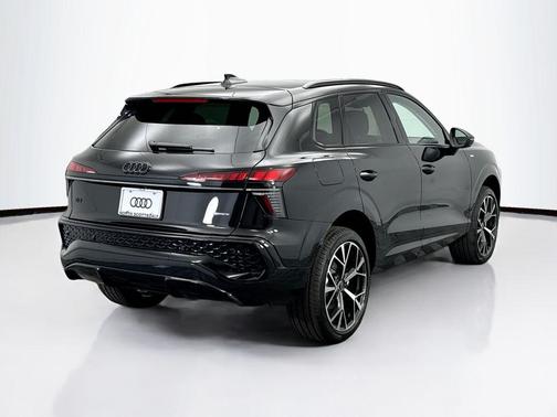 2026 Audi Q3 S line
