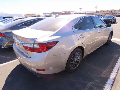 2018 Lexus ES 350 Base