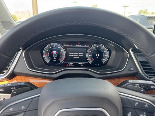 2022 Audi Q5 45 S line Prestige