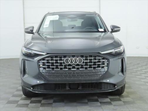 2025 Audi Q5 Premium Plus