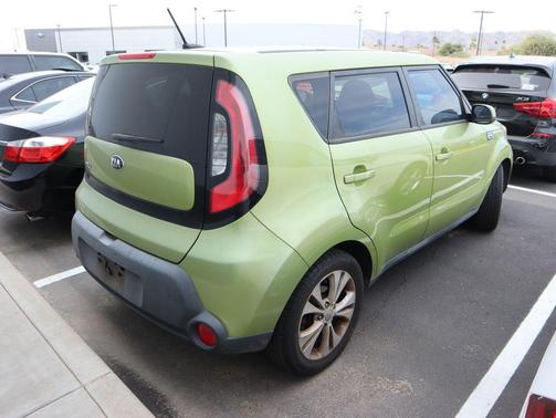 2015 Kia Soul +