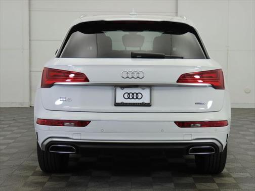 2025 Audi Q5 45 S line Premium Plus