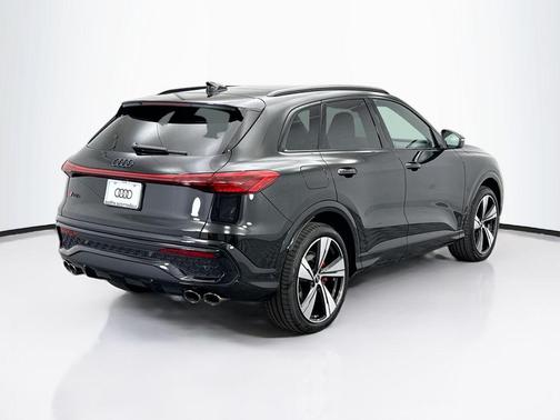 2025 Audi SQ5 3.0T Premium Plus