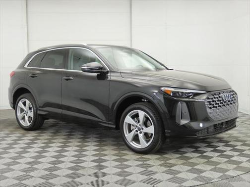 2025 Audi Q5 Premium Plus