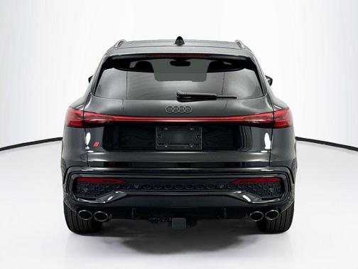 2025 Audi SQ5 3.0T Premium Plus