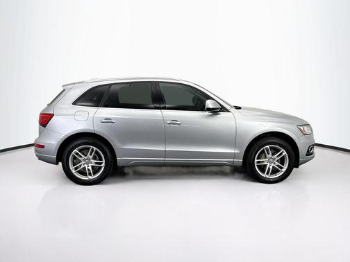 2016 Audi Q5 2.0T Premium Plus