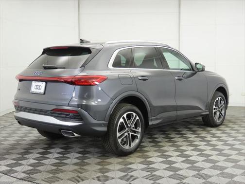 2025 Audi Q5 Premium Plus