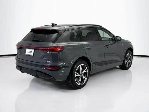 G5g5 2027 Audi Q6 e-tron Premium