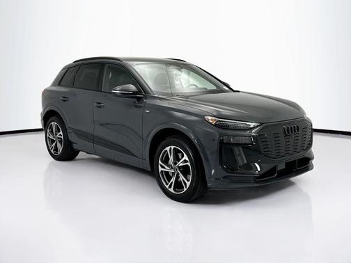 G5g5 2027 Audi Q6 e-tron Premium
