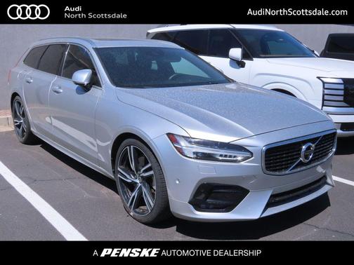 Bright Silver Metallic 2019 Volvo V90 T6 R-Design