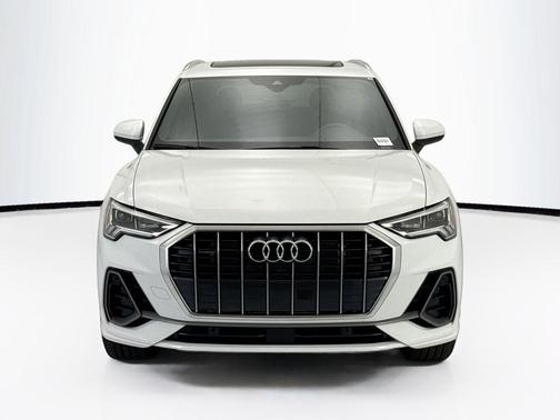Glacier White Metallic 2025 Audi Q3 Premium 45 TFSI S line quattro Tiptronic