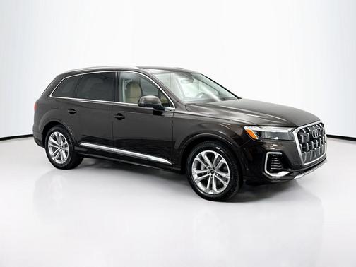 2026 Audi Q7 55 Premium Plus