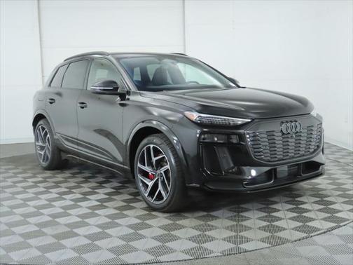 2025 Audi SQ6 e-tron Prestige quattro
