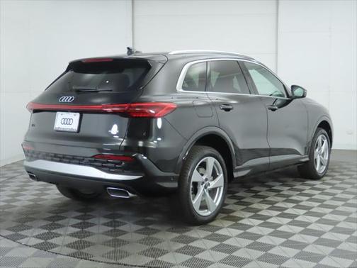 2025 Audi Q5 Premium Plus