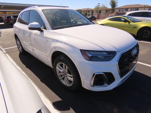2023 Audi Q5 45 S line Premium