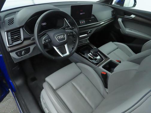 2024 Audi Q5 45 S line Premium Plus