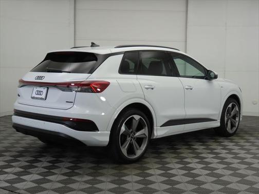 2025 Audi Q4 e-tron Premium Plus 55 quattro