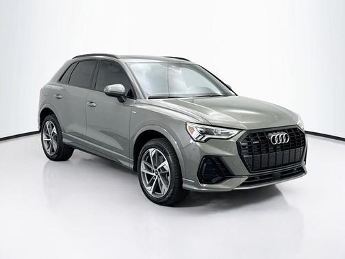 2025 Audi Q3 Premium 45 TFSI S line quattro Tiptronic
