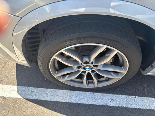 Glacier Silver Metallic 2017 BMW X4 M40i