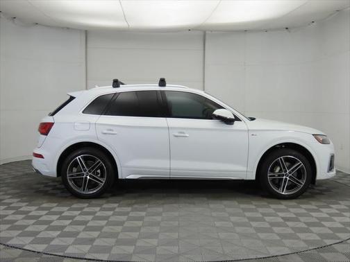 2021 Audi Q5 Premium 55 TFSI e quattro S tronic
